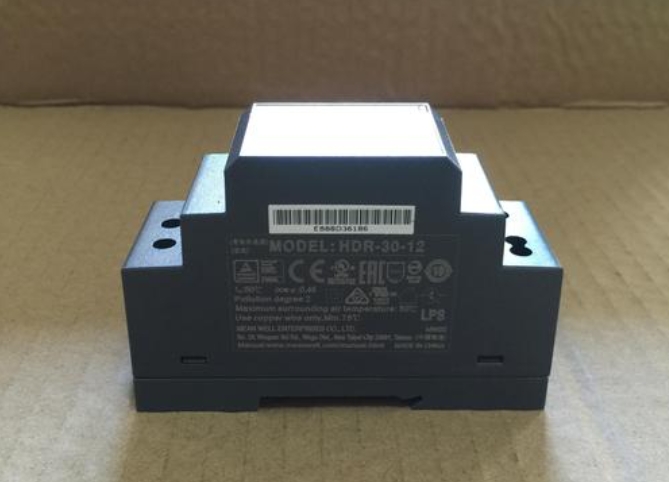 明緯可編程電源供應器為實驗數(shù)據(jù)精準賦能